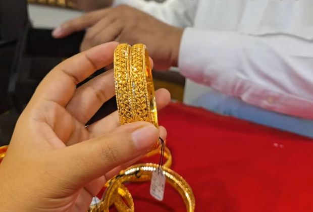 silk thread kundan bangles design