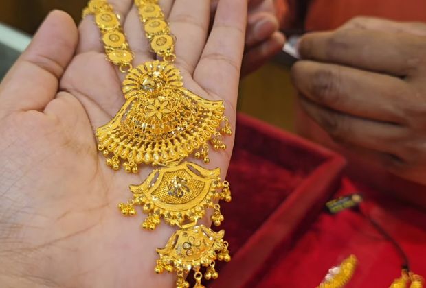 Choker bridal gold necklace design