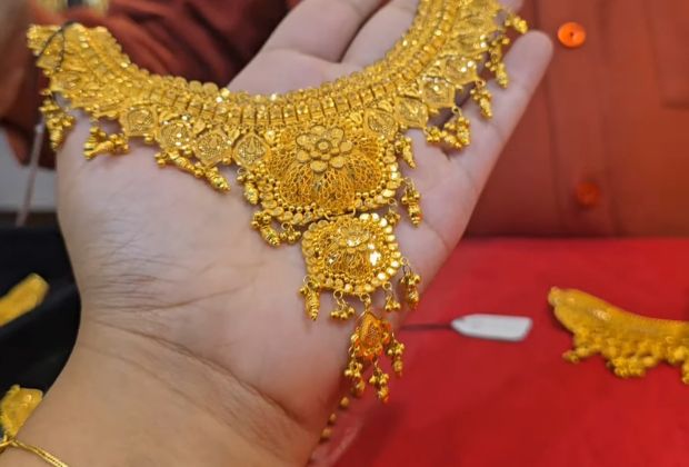 Latest beads necklace designs