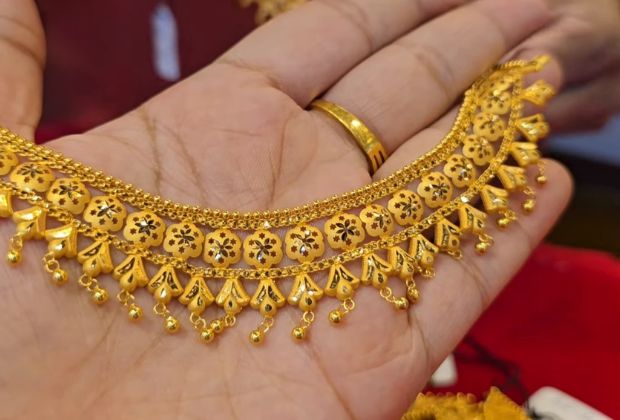 Gold Necklace Set for women