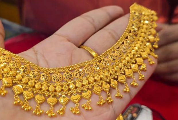 latest dubai gold necklace designs