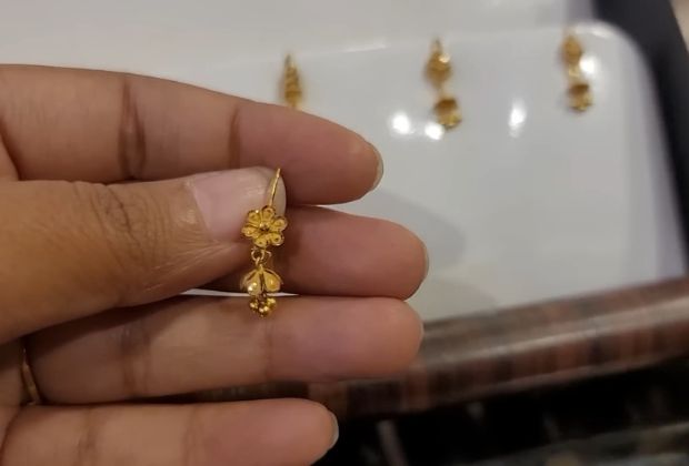 Latest design of gold earrings