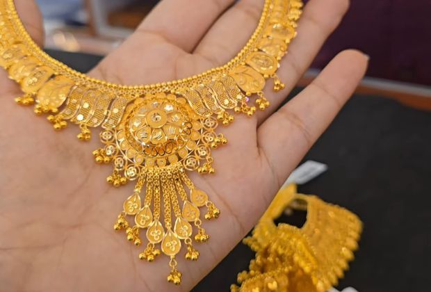 10 gm gold necklace design