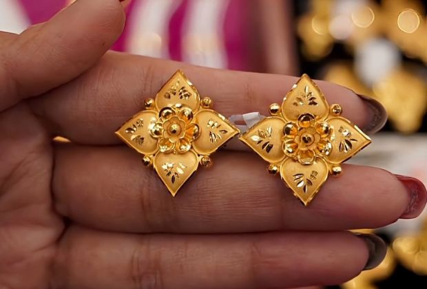 latest design of gold earrings