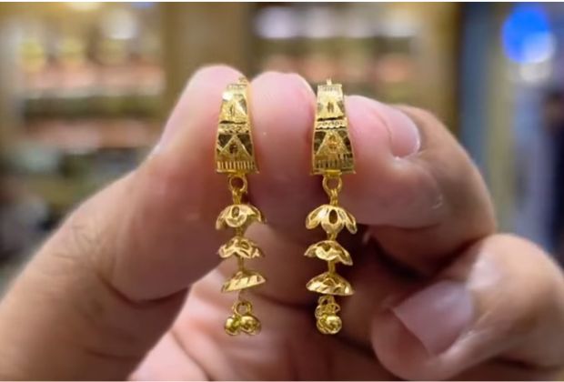 Women this necklace design