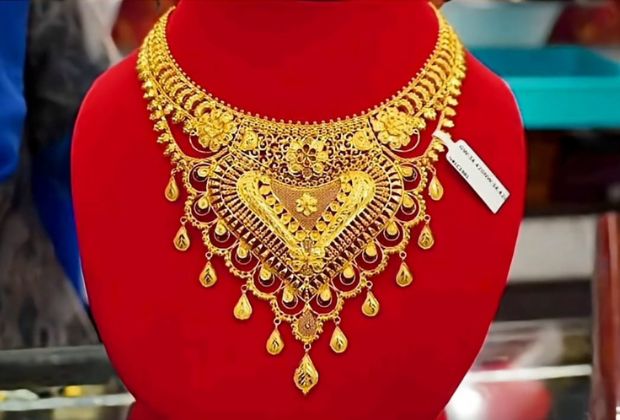 temple design necklace