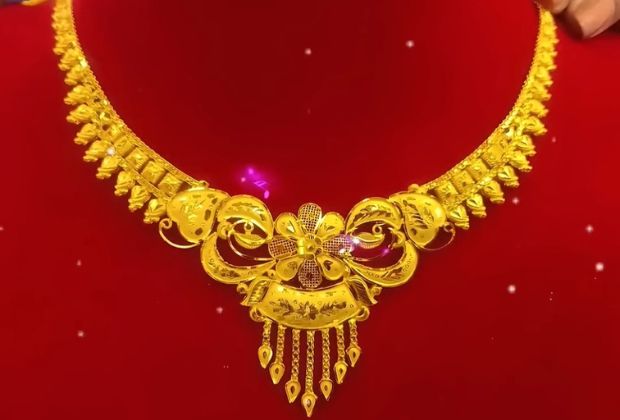 small gold necklace designs