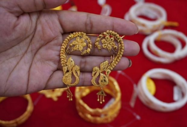 jhumka malabar gold earrings designs with price