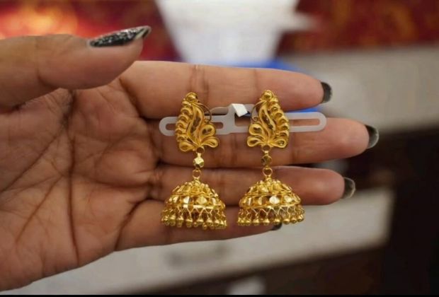 gold jhumka design new model 