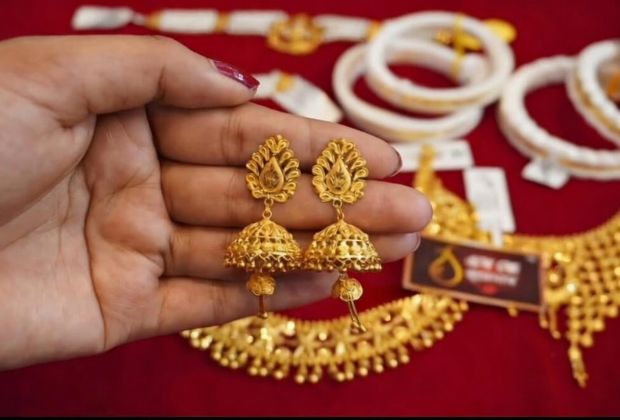 bridal gold earrings designs