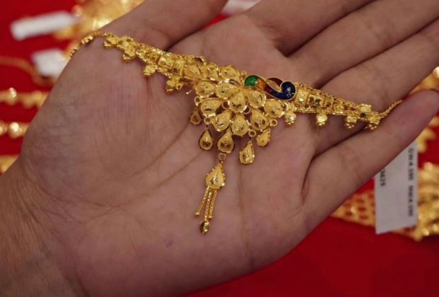 gold choker necklace design