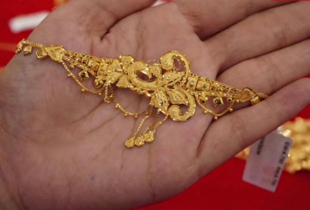 modern gold necklace designs