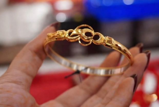 pearl gold bracelet design