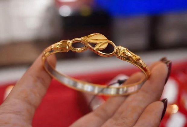 gold bracelet designs for women