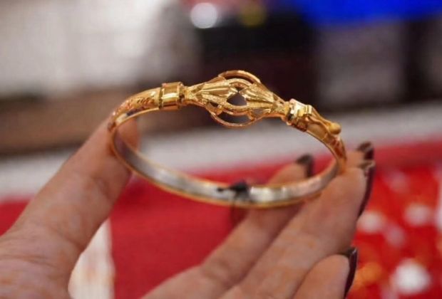 bridal ladies bracelet design gold