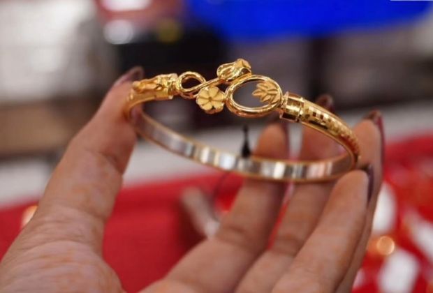 dubai gold bracelet design