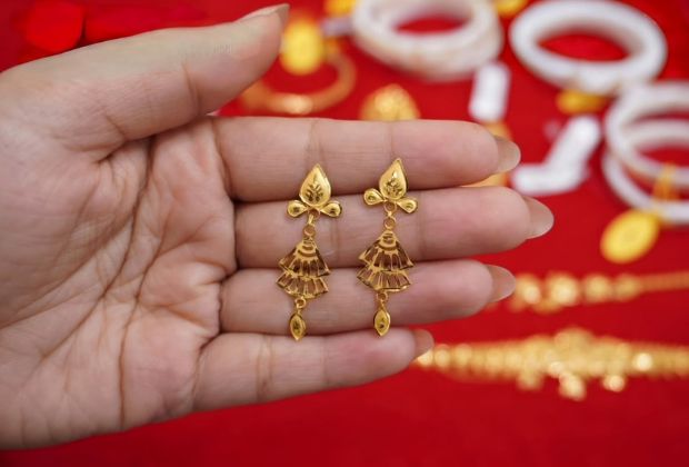 gold earrings design for girl