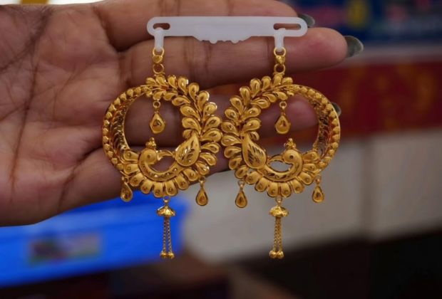 modern peacock design earrings gold