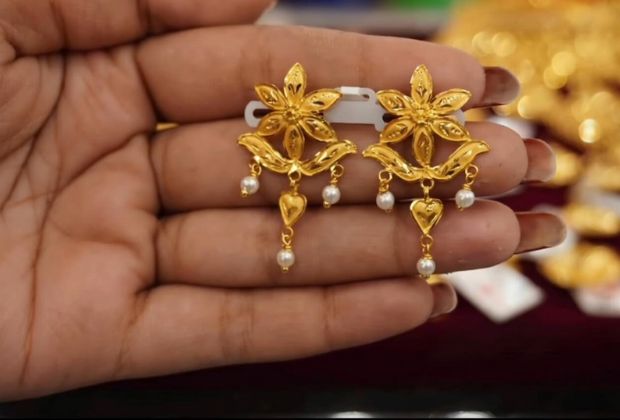 gold earrings designs for daily use