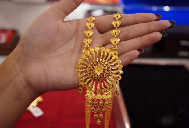 gold plated long necklace