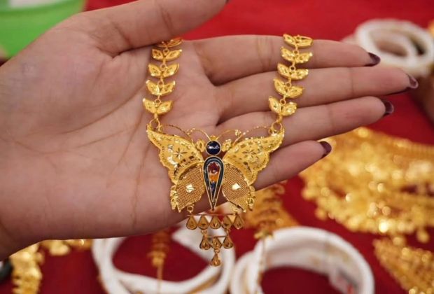 marriage antique gold long necklace designs