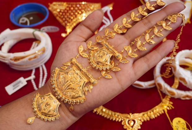 gold long necklace designs