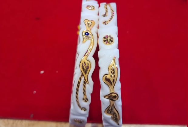 shakha pola gold design