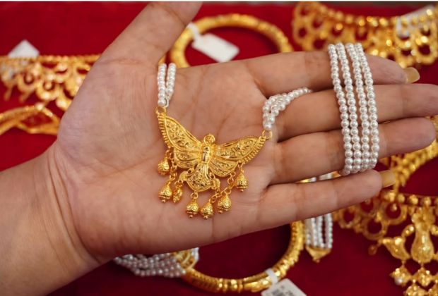 latest gold necklace designs