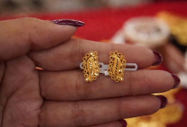 gold earrings designs for womens
