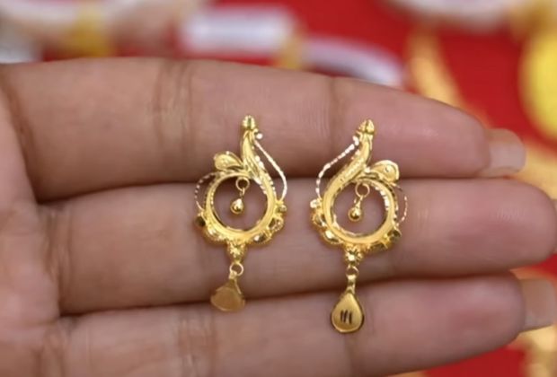 gold earrings design photos