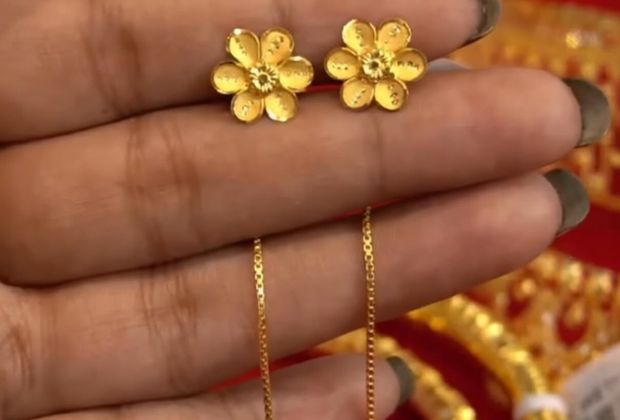 22k gold earrings designs for daily use