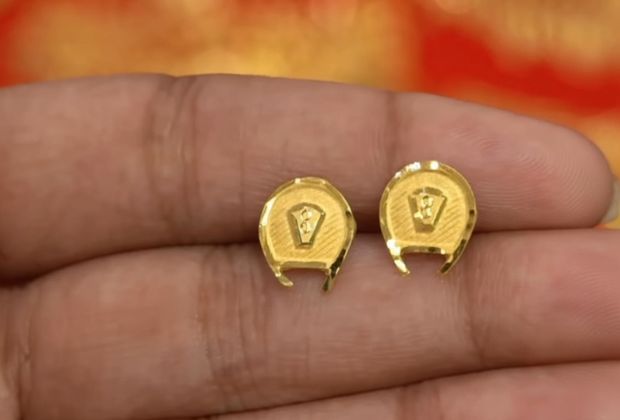 simple latest design of gold earrings