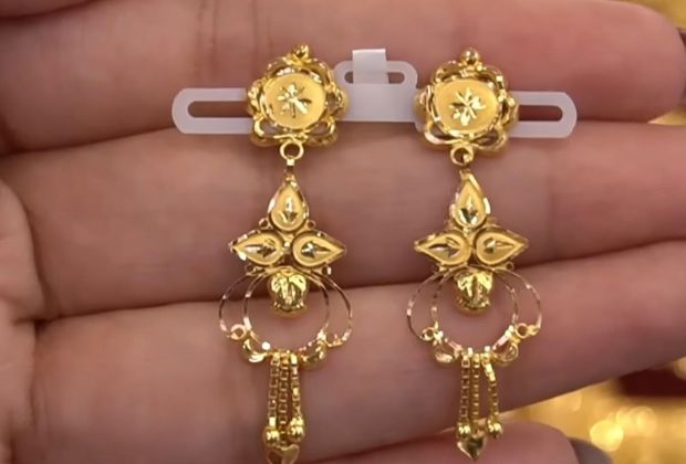 latest design of gold earrings