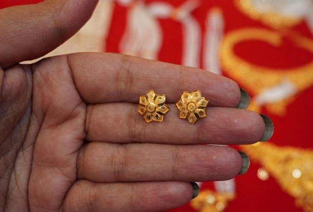 Earring flower design for girl