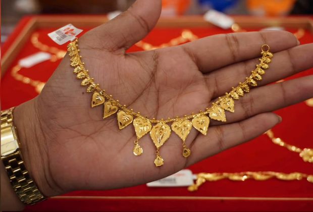 gold necklace design