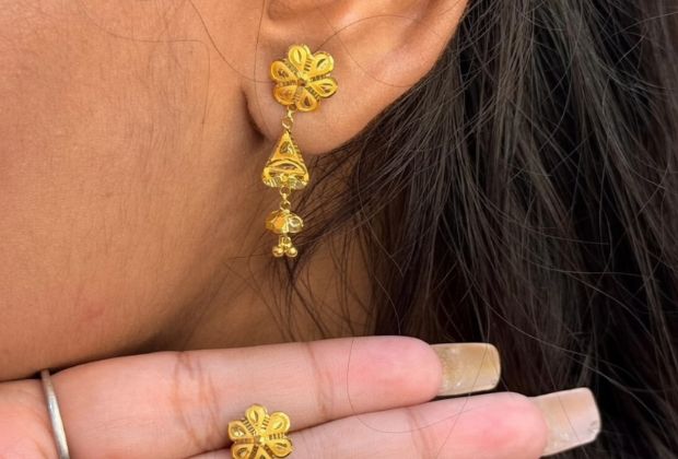 cute small gold earrings designs