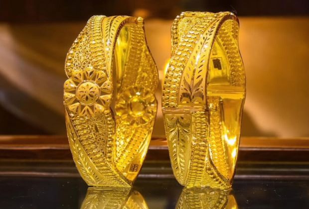 gold bangles new design