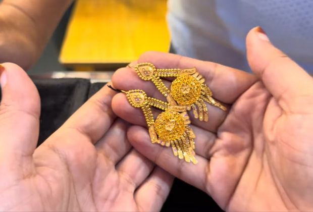 Earring design gold