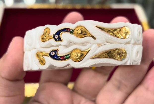new model gold bangles designs